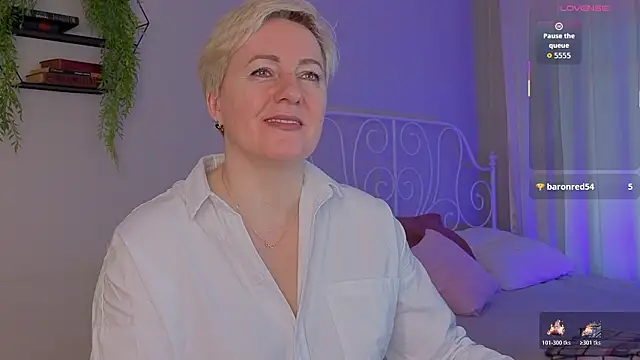 Nika Smit online show from 03-07-26, 05:37