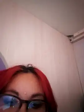 Snapshot of abril_ch_ chatting on 01-17-25, 06:12 abril ch online show from 01-17-25, 06:12