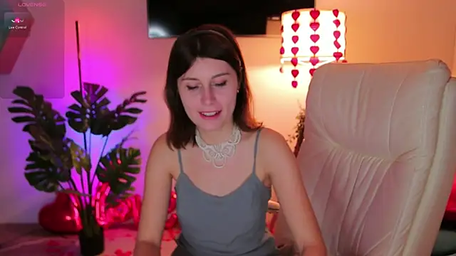 Hailey Green online show from 02-14-25, 04:37