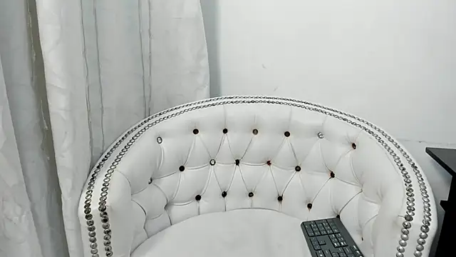 Analia18  online show from 02-26-25, 12:58