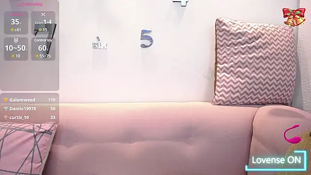 Snapshot of 1Sloppy_Fox4 chatting on 12-18-24, 10:51 1Sloppy Fox4 online show from 12-18-24, 10:51