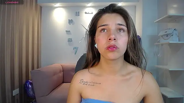 Snapshot of 1Sloppy_Fox4 chatting on 02-02-25, 05:10 1Sloppy Fox4 online show from 02-02-25, 05:10