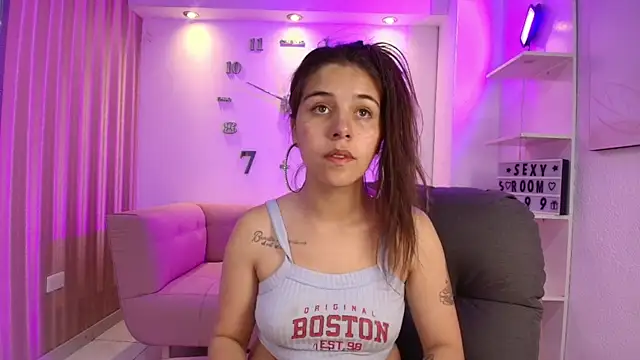 Snapshot of 1Sloppy_Fox4 chatting on 11-26-25, 05:08 1Sloppy Fox4 online show from 11-26-25, 05:08