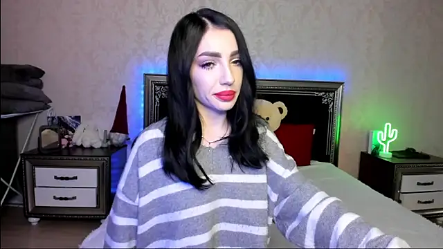 NancyLovee  online show from 02-17-25, 08:04