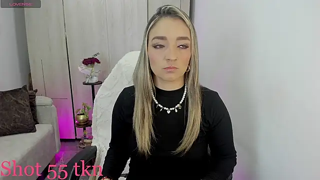 Snapshot of Katapinter chatting on 02-21-26, 09:49 Katapinter online show from 02-21-26, 09:49