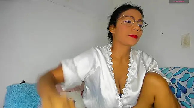 Snapshot of Nenita_Hot_ chatting on 03-13-25, 09:37 Nenita Hot  online show from 03-13-25, 09:37