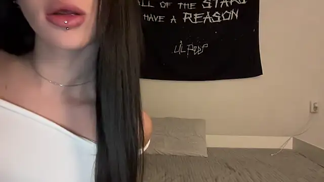 ur molly online show from 10-19-25, 03:34