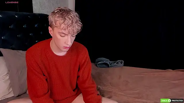 Snapshot of TrevorBenson chatting on 11-08-25, 03:07 TrevorBenson online show from 11-08-25, 03:07