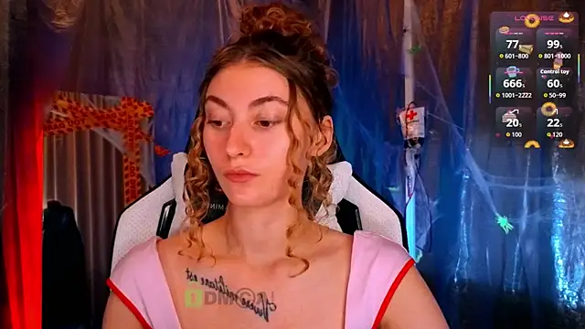 lady curls online show from 10-26-25, 11:31