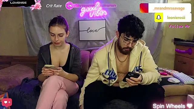 MrAndMrsSavage online show from 01-28-25, 10:01