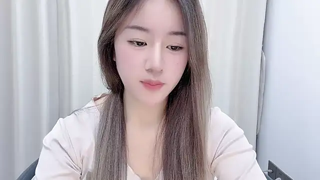 chloe-01 online show from 12-06-24, 12:16