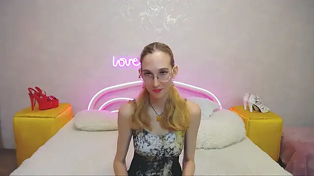 KlaryBrait online show from 01-24-25, 01:36