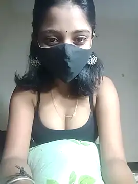 Snapshot of HotKhushi13 chatting on 12-10-24, 01:55 HotKhushi13 online show from 12-10-24, 01:55