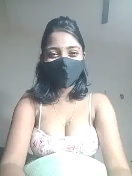 Snapshot of HotKhushi13 chatting on 12-15-24, 01:22 HotKhushi13 online show from 12-15-24, 01:22