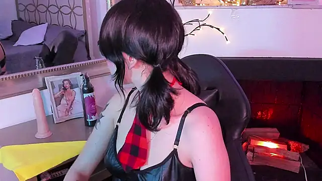 NattashaHotson online show from 01-16-25, 05:00