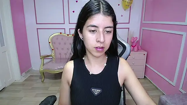 Snapshot of Bela_t_ chatting on 01-04-25, 04:32 Bela t online show from 01-04-25, 04:32