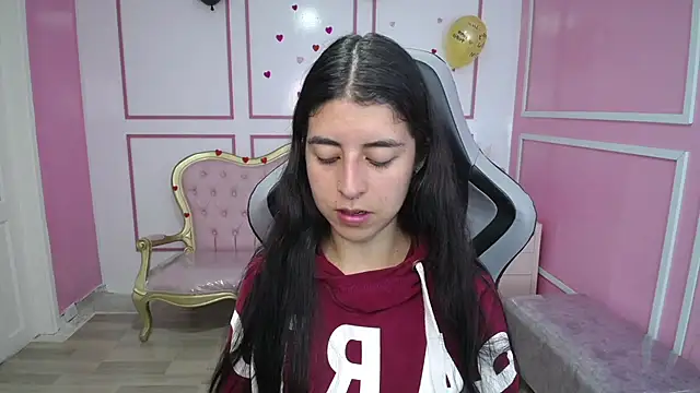 Snapshot of Bela_t_ chatting on 01-10-25, 04:20 Bela t online show from 01-10-25, 04:20