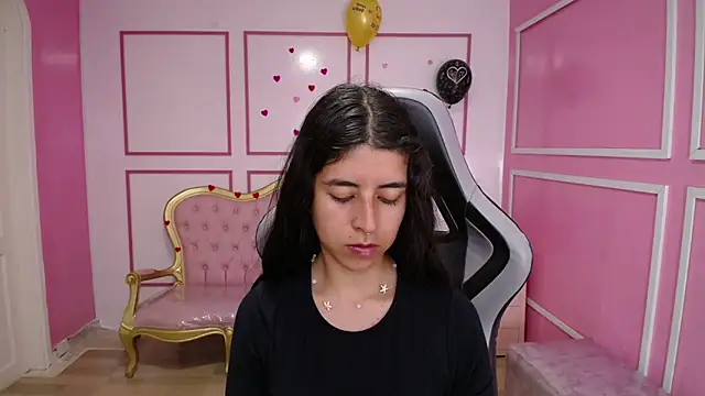 Snapshot of Bela_t_ chatting on 02-01-25, 04:33 Bela t online show from 02-01-25, 04:33