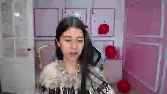 Snapshot of Bela_t_ chatting on 02-15-25, 04:34 Bela t online show from 02-15-25, 04:34