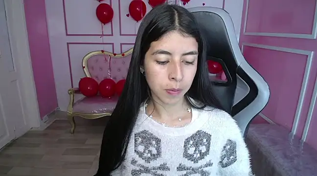 Snapshot of Bela_t_ chatting on 02-19-25, 07:27 Bela t online show from 02-19-25, 07:27