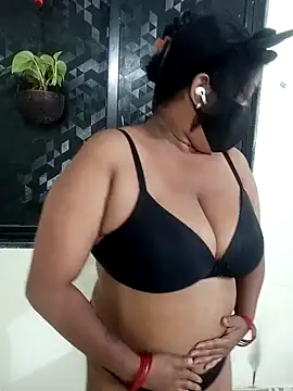 Snapshot of punemodel chatting on 12-22-24, 01:11 punemodel online show from 12-22-24, 01:11