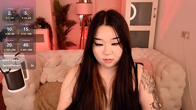 Snapshot of mei_honey_ chatting on 02-01-25, 07:44 mei honey  online show from 02-01-25, 07:44