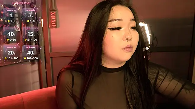 Snapshot of mei_honey_ chatting on 09-25-25, 09:51 mei honey  online show from 09-25-25, 09:51