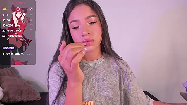 Snapshot of Mereo_leona chatting on 02-20-26, 11:49 Mereo leona online show from 02-20-26, 11:49