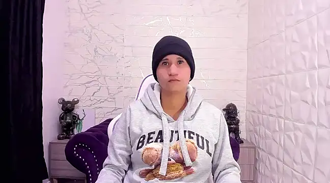 Im Milan Rs online show from 02-12-25, 06:40