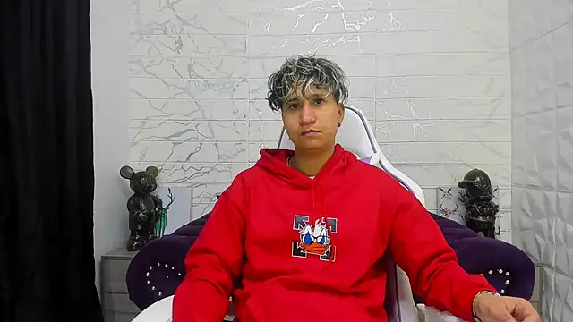 Im Milan Rs online show from 02-17-25, 12:43