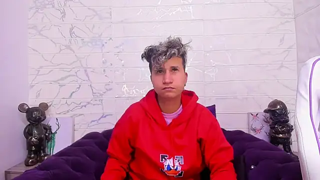 Im Milan Rs online show from 02-17-25, 06:53