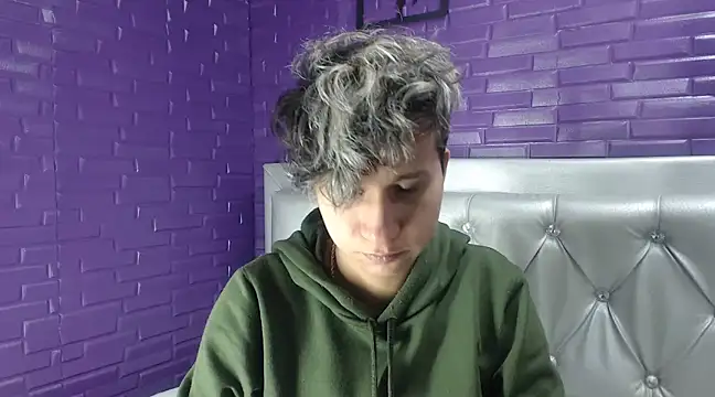 Im Milan Rs online show from 03-22-25, 01:54