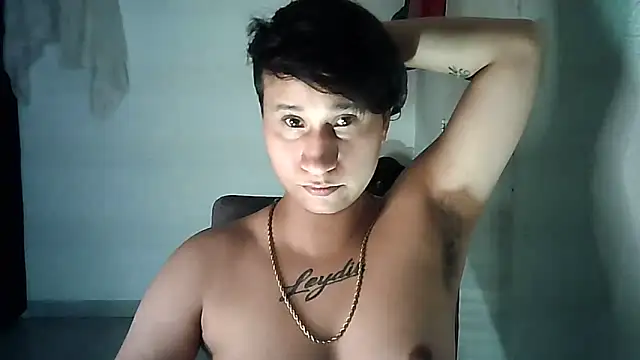 Im Milan Rs online show from 11-17-25, 04:40