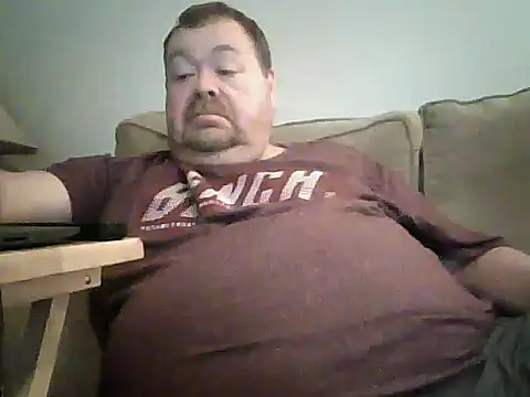 Snapshot of hitman_35 chatting on 11-23-25, 11:37 hitman 35 online show from 11-23-25, 11:37