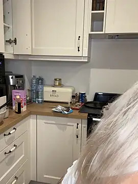 Snapshot of carlaaa chatting on 09-14-25, 08:19 carlaaa online show from 09-14-25, 08:19