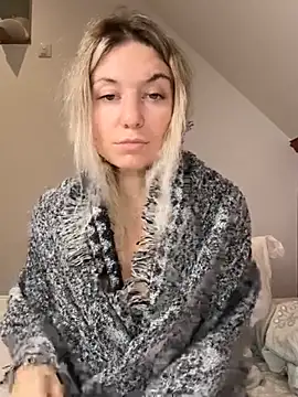 Snapshot of carlaaa chatting on 11-06-25, 07:48 carlaaa online show from 11-06-25, 07:48