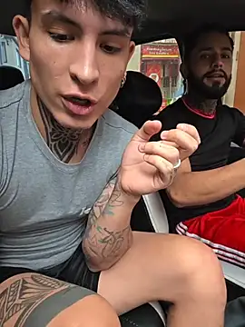 Snapshot of christangel_96_ chatting on 10-28-25, 05:26 christangel 96  online show from 10-28-25, 05:26