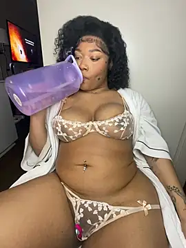 Snapshot of dvtbvby chatting on 02-25-25, 07:31 dvtbvby online show from 02-25-25, 07:31