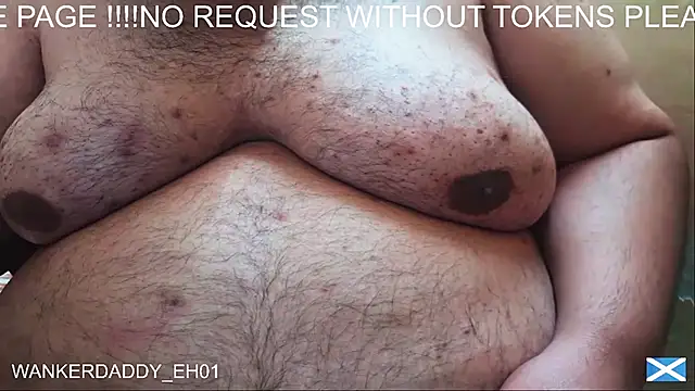 Snapshot of WANKERDADDY_EH01 chatting on 03-15-25, 06:21 WANKERDADDY EH01 online show from 03-15-25, 06:21