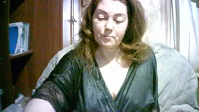 Madame-Butterfly online show from 11-24-25, 05:18