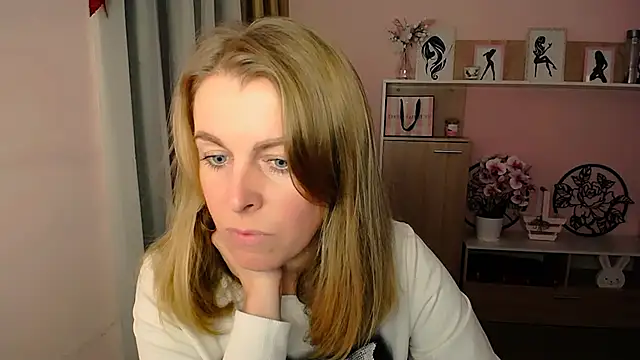 Hot Milady online show from 12-12-24, 07:52