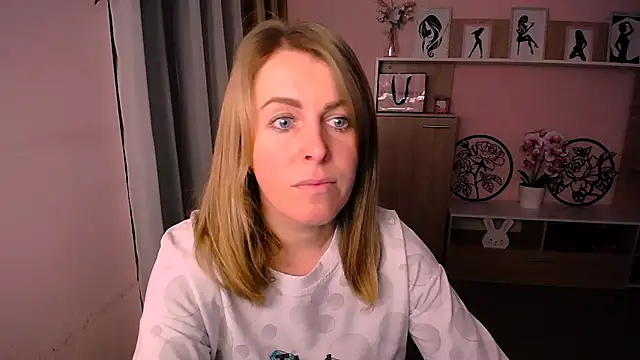 Hot Milady online show from 01-08-25, 07:55