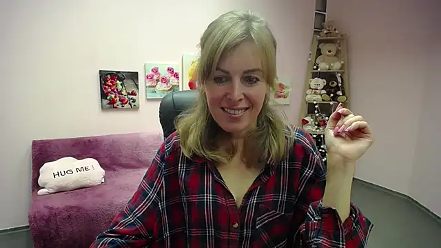 Hot Milady online show from 10-02-25, 07:26