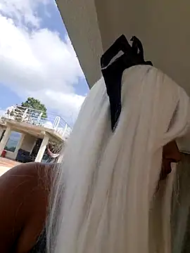 Mariangel 11 online show from 10-31-25, 02:29