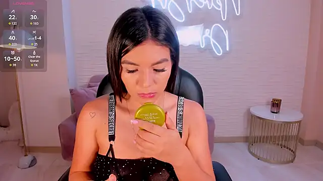 ValeriaRoldanX online show from 02-26-25, 03:21