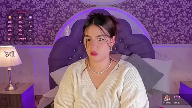 Snapshot of Miamontoya chatting on 11-26-25, 01:45 Miamontoya online show from 11-26-25, 01:45