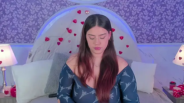 Snapshot of Miamontoya chatting on 02-20-26, 01:33 Miamontoya online show from 02-20-26, 01:33