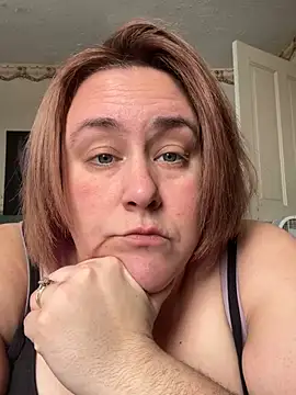 Snapshot of thickmilf182 chatting on 01-07-25, 06:24 thickmilf182 online show from 01-07-25, 06:24