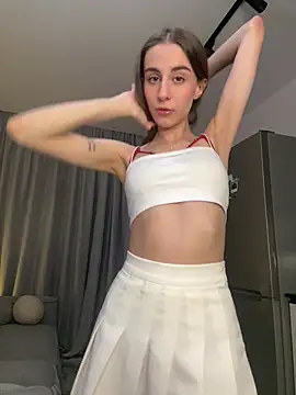 Snapshot of HellPeach chatting on 12-16-24, 06:49 HellPeach online show from 12-16-24, 06:49