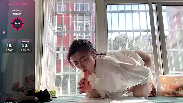 Snapshot of QianF-666 chatting on 12-30-24, 06:20 QianF-666 online show from 12-30-24, 06:20